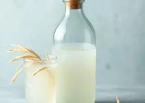 jogar água de arroz no cabelo