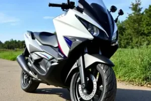 Yamaha XMAX 2025